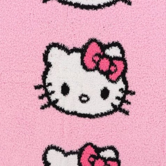 Hello Kitty Pink and White Super Soft Throw - Picture 10 of 10